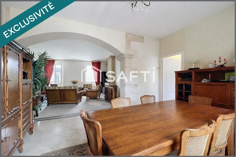 Maison - 228 m² - 8 pièces