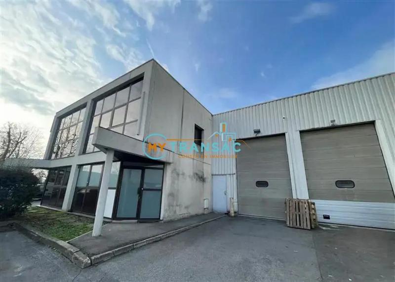 Local d'activités - 357 m²