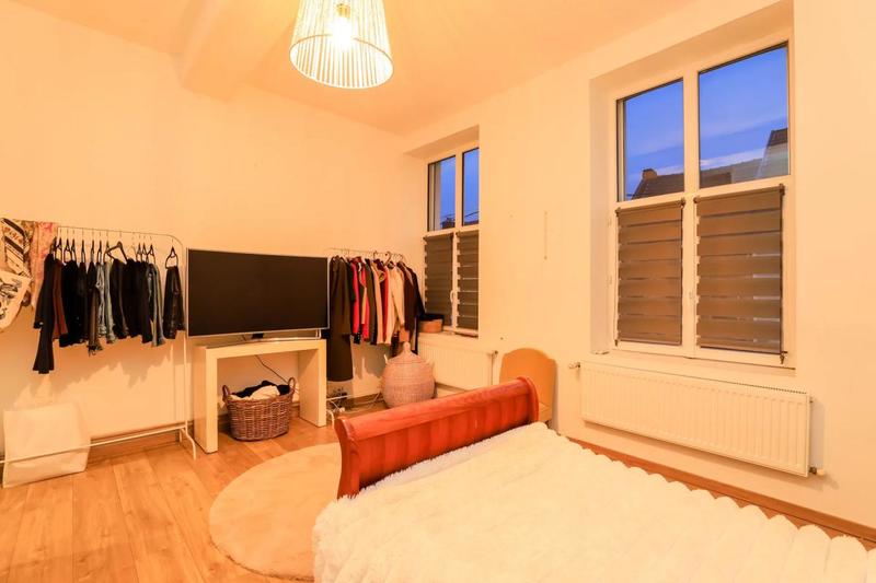 Maison - 190 m² - 8 pièces