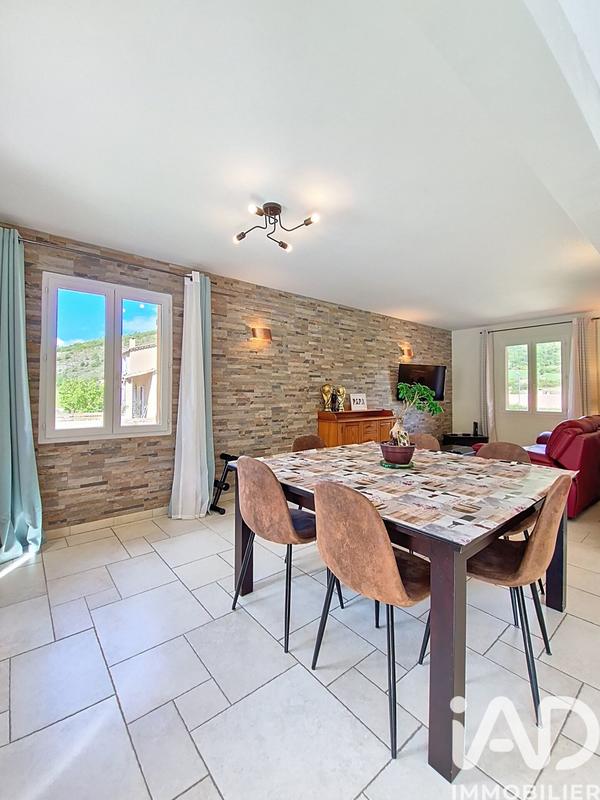 Maison - 118 m² - 5 pièces