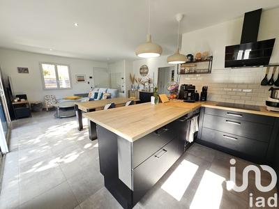 Maison - 93 m² - 5 pièces