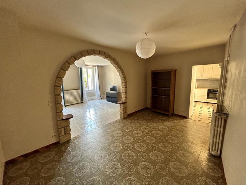 Maison - 143 m² - 8 pièces