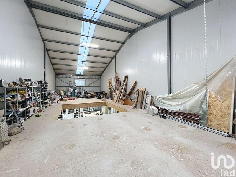 Local commercial - 240 m²