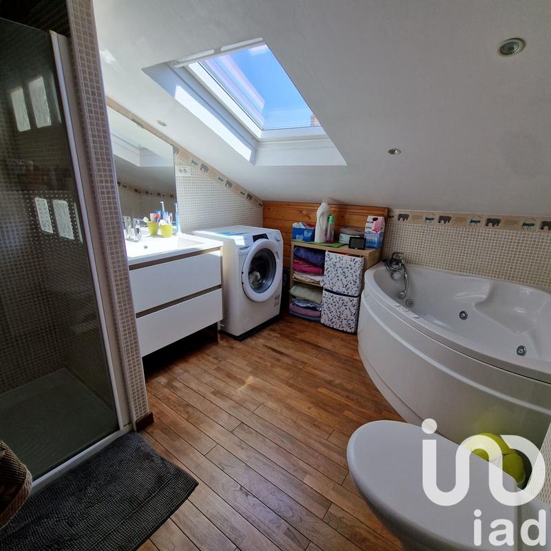 Appartement - 102 m² - 5 pièces