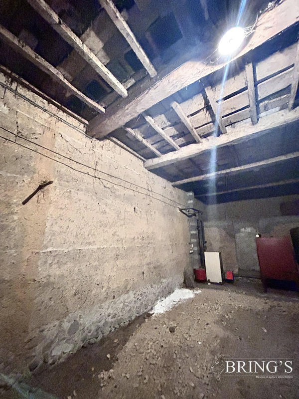 Maison - 141 m² - 6 pièces