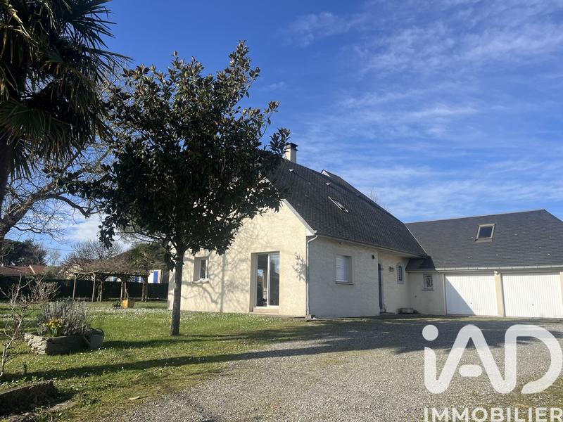 Maison - 138 m² - 6 pièces