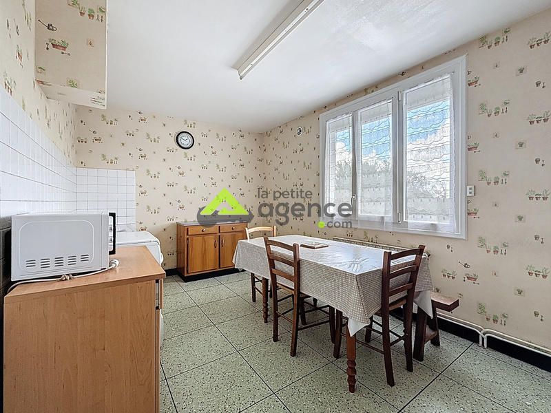 Maison - 95 m² - 4 pièces