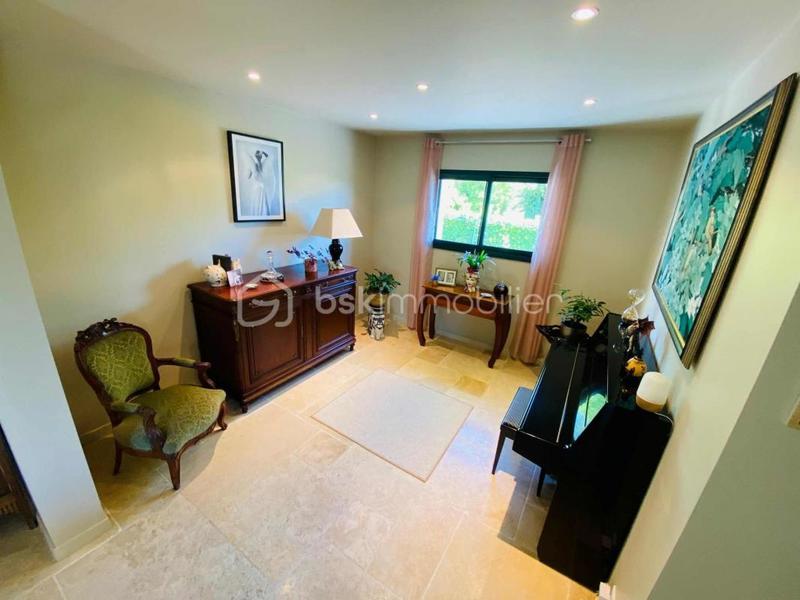 Maison d'architecte - 186 m² - 7 pièces