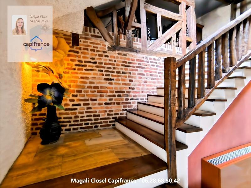 Maison - 350 m² - 9 pièces