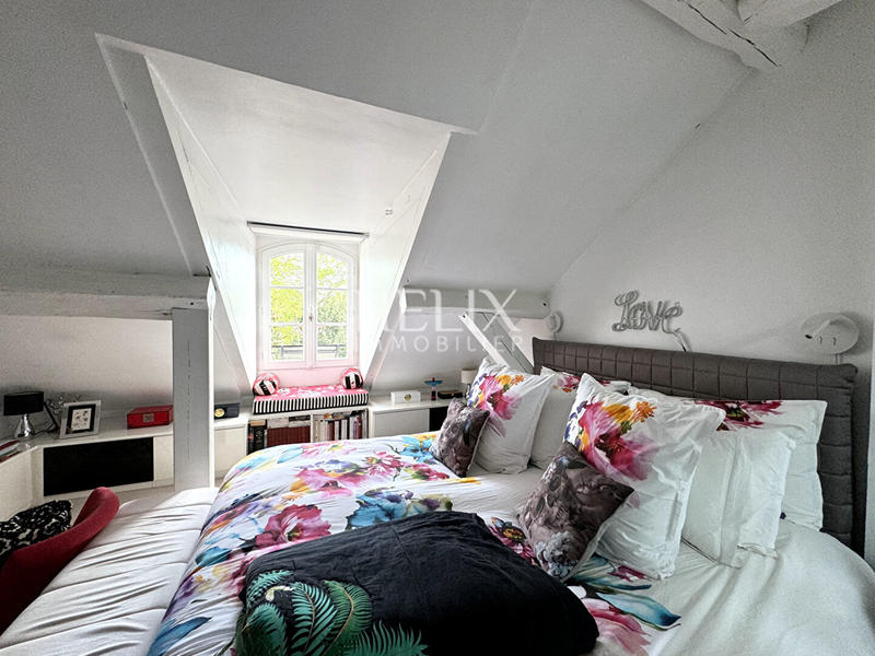 Appartement - 120 m² - 4 pièces