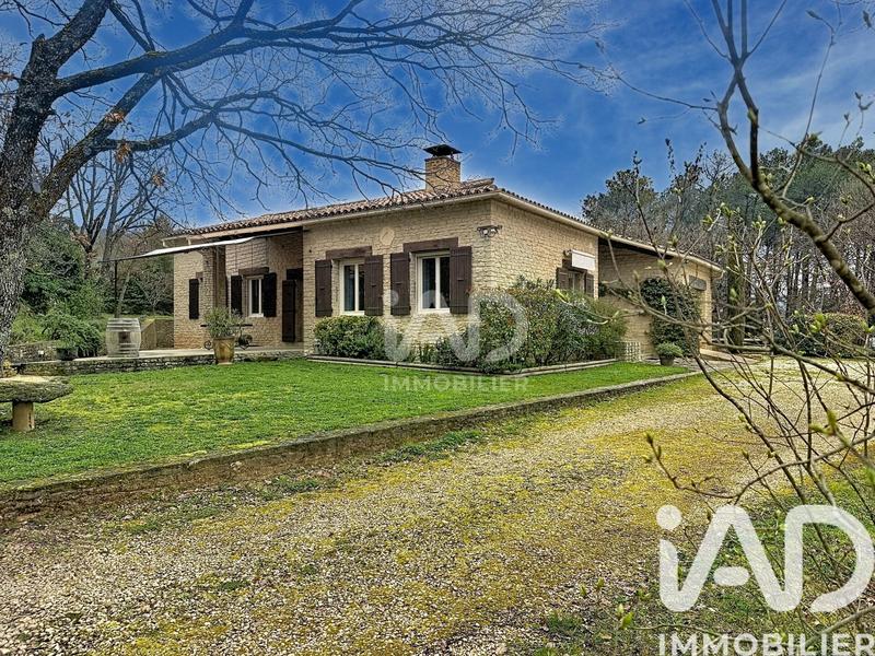 Maison - 140 m² - 7 pièces