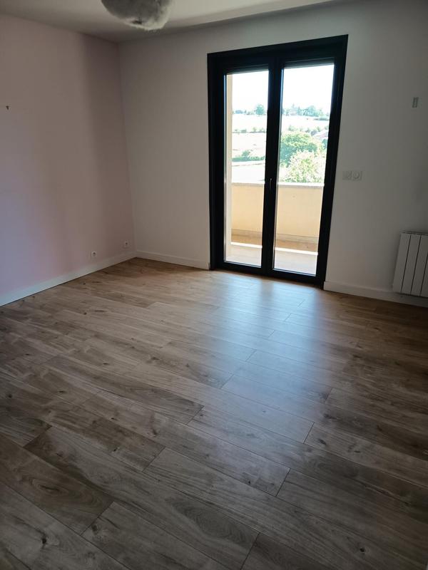Maison - 216 m² - 7 pièces