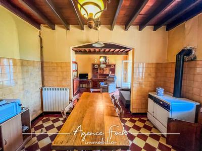 Maison ancienne - 210 m² - 6 pièces