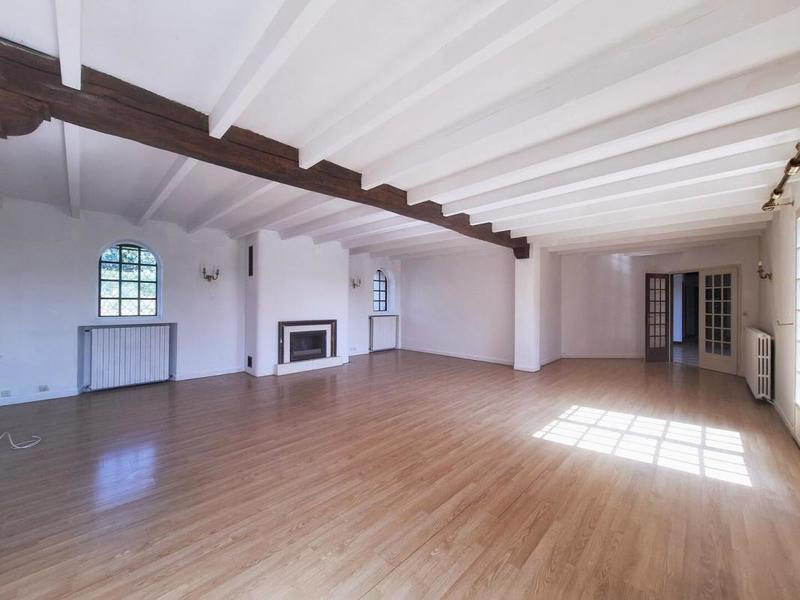 Maison de village - 320 m² - 7 pièces