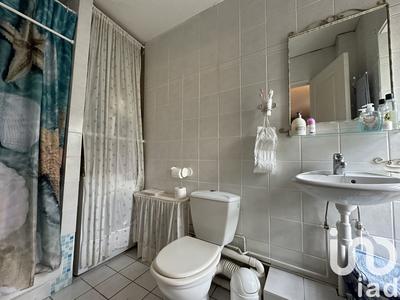 Maison - 218 m² - 11 pièces