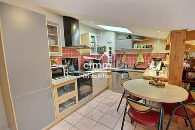 Appartement - 95 m² - 4 pièces