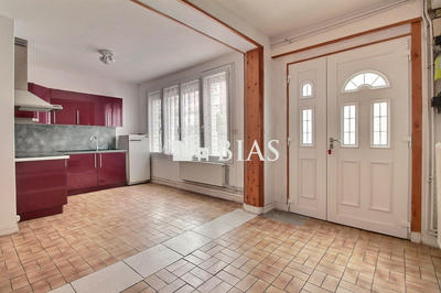 Maison - 63 m² - 4 pièces