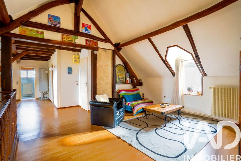 Maison - 200 m² - 6 pièces