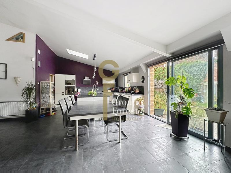 Maison - 190 m² - 5 pièces