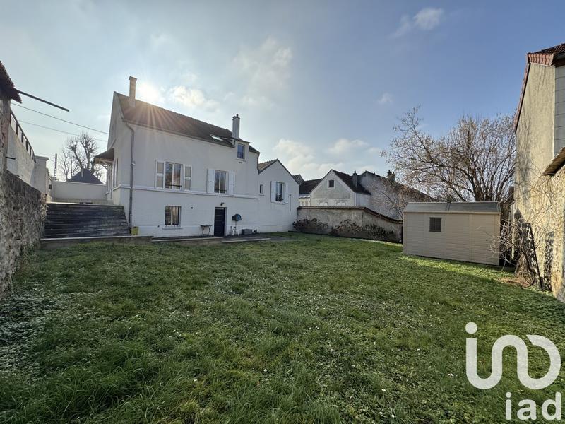 Maison - 162 m² - 8 pièces