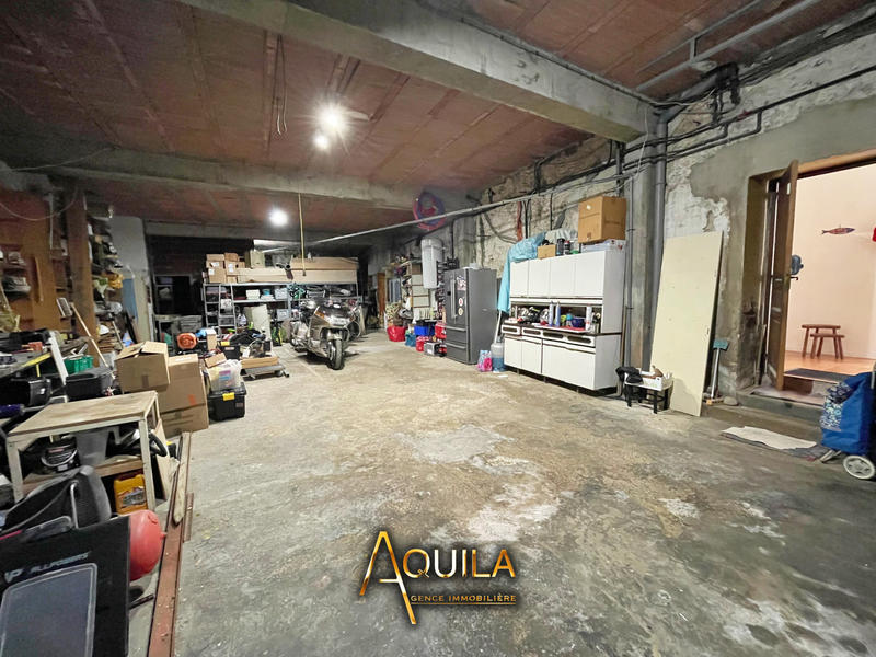 Maison de village - 240 m² - 8 pièces