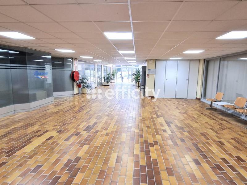 Bureau - 78 m² - 2 pièces