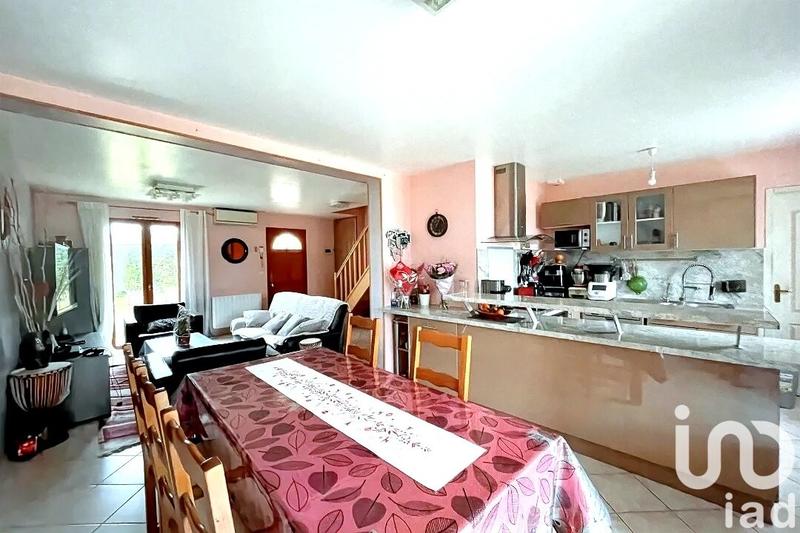 Maison - 111 m² - 5 pièces