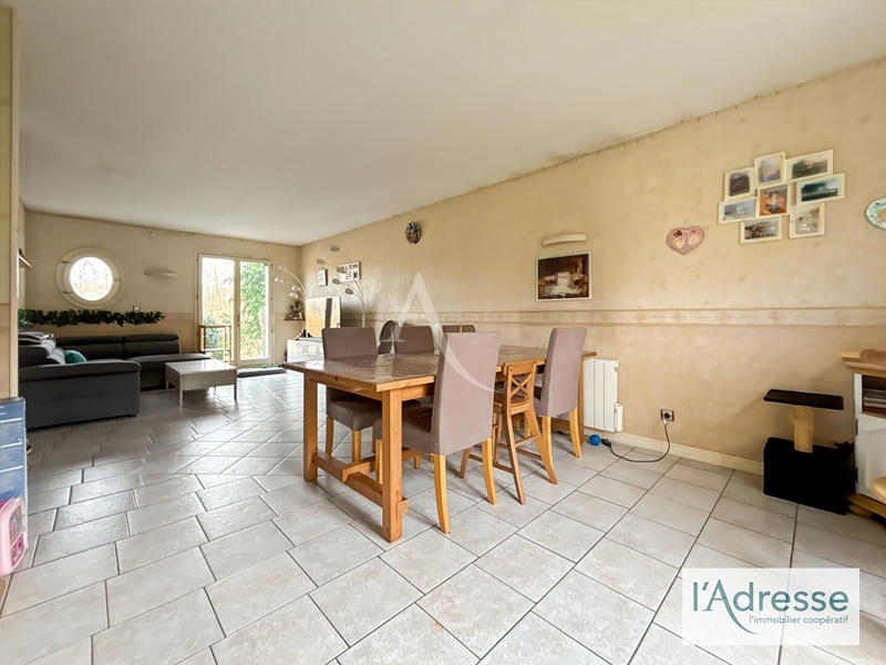 Maison - 100 m² - 5 pièces