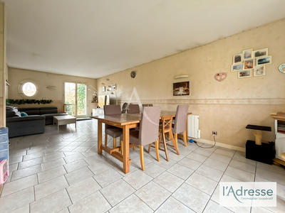 Maison - 100 m² - 5 pièces