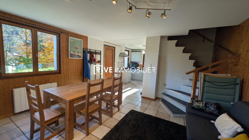 Maison - 95 m² - 4 pièces