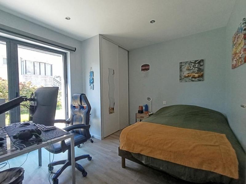 Maison - 160 m² - 8 pièces