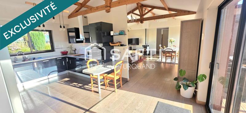 Maison - 180 m² - 6 pièces