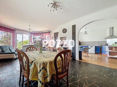 Maison - 120 m² - 5 pièces