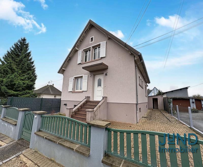 Maison - 100 m² - 4 pièces