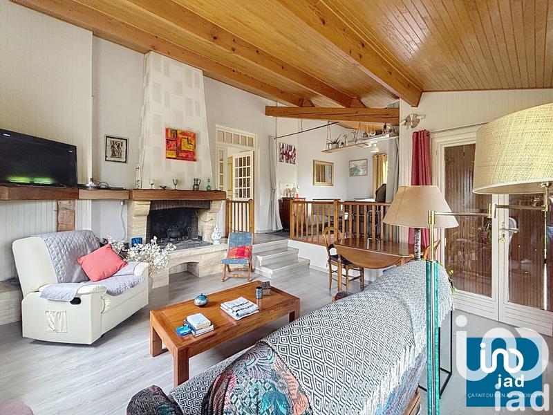 Maison de maîtres - 123 m² - 8 pièces