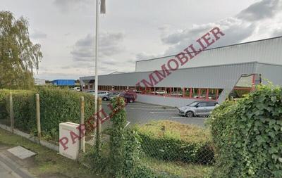 Local commercial - 10 250 m²