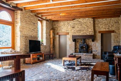 Propriété - 890 m² - 10 pièces