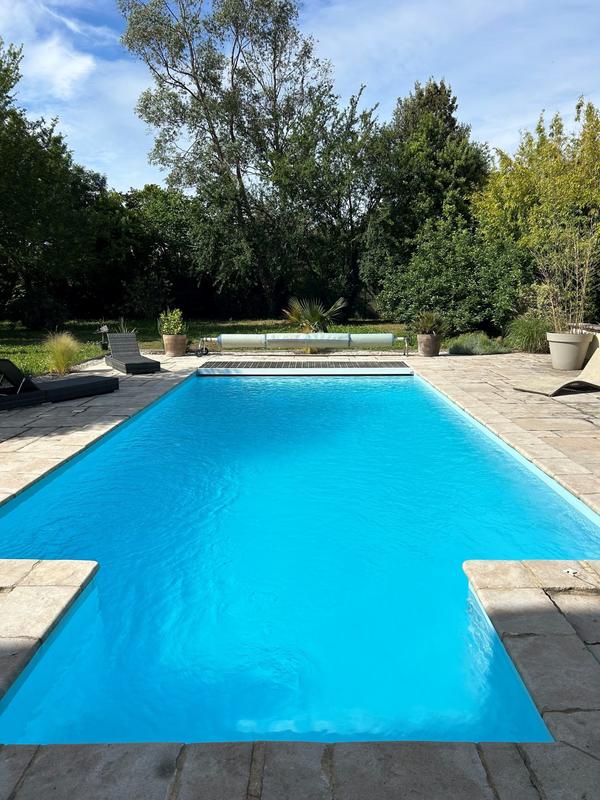 Villa - 216 m² - 9 pièces