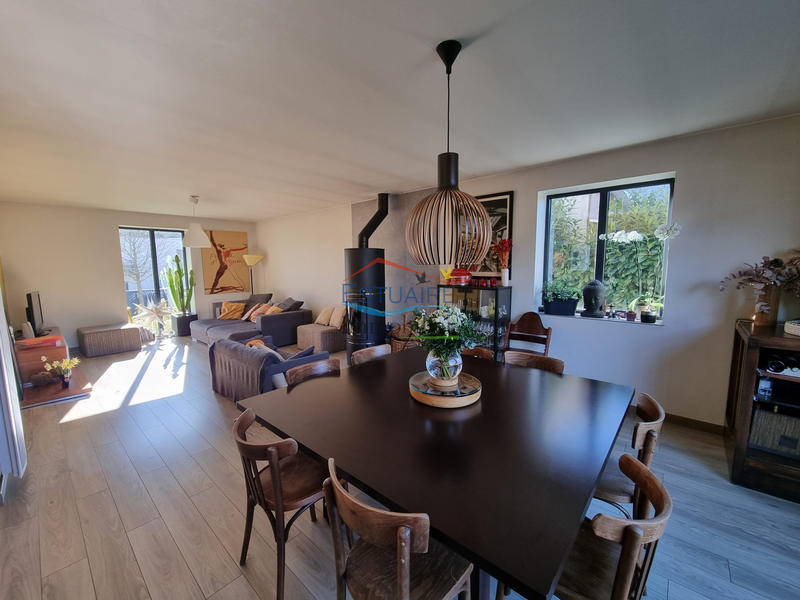 Maison - 175 m² - 8 pièces