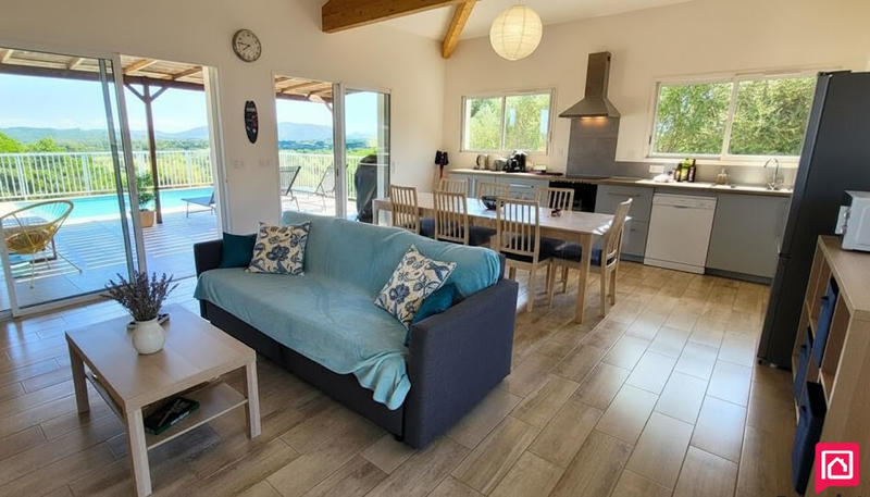 Maison - 100 m² - 4 pièces