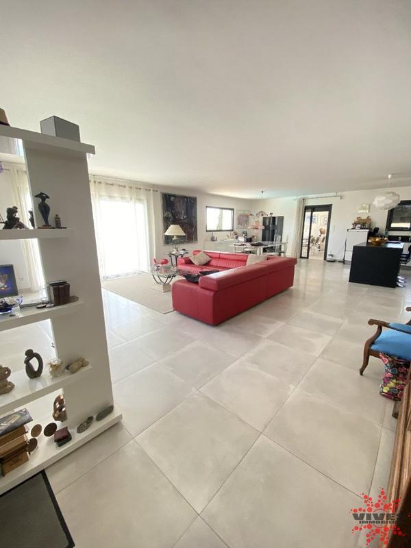 Villa - 146 m² - 4 pièces