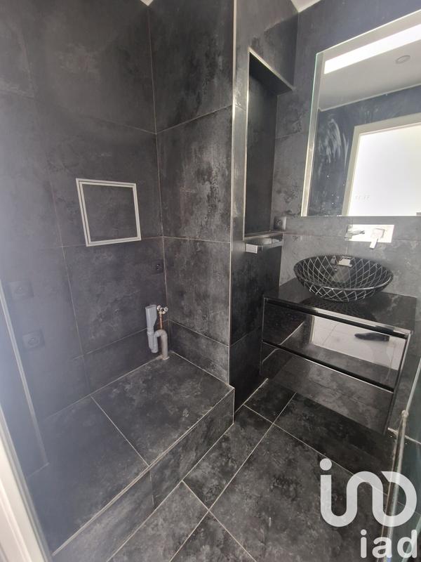 Appartement - 95 m² - 3 pièces