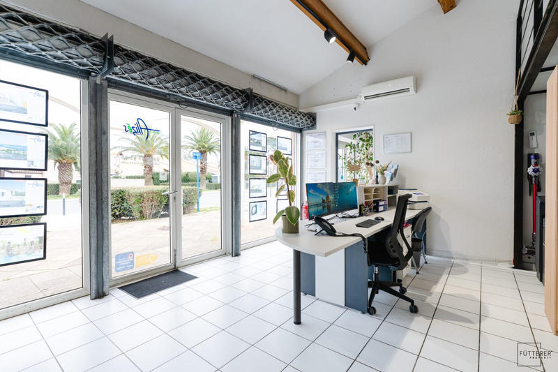 Local commercial - 47 m² - 2 pièces