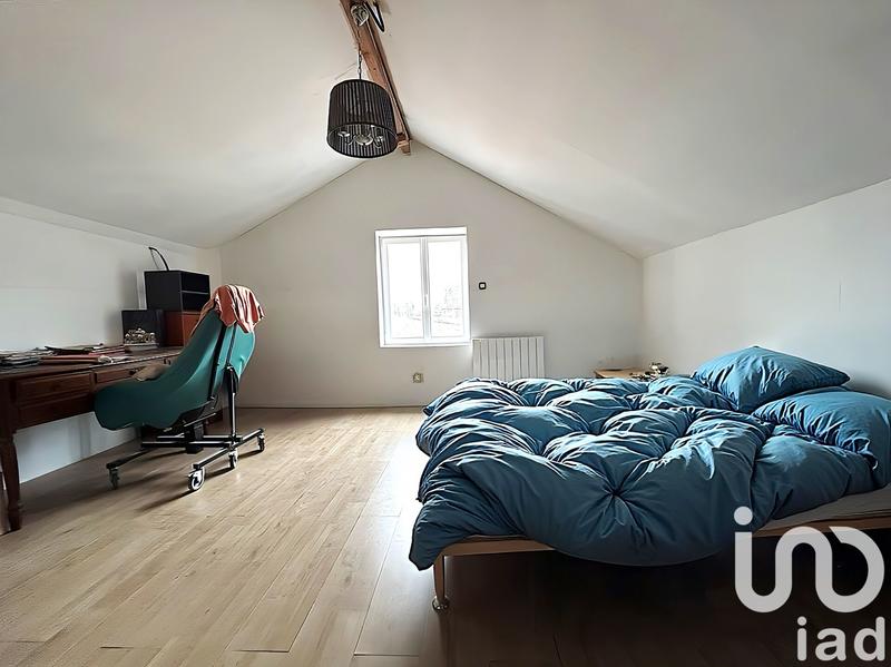 Maison - 330 m² - 10 pièces