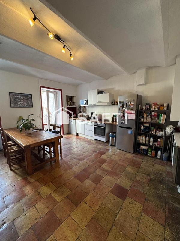 Maison - 190 m² - 8 pièces