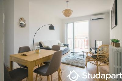 Chambre - 12 m² - 1 pièce