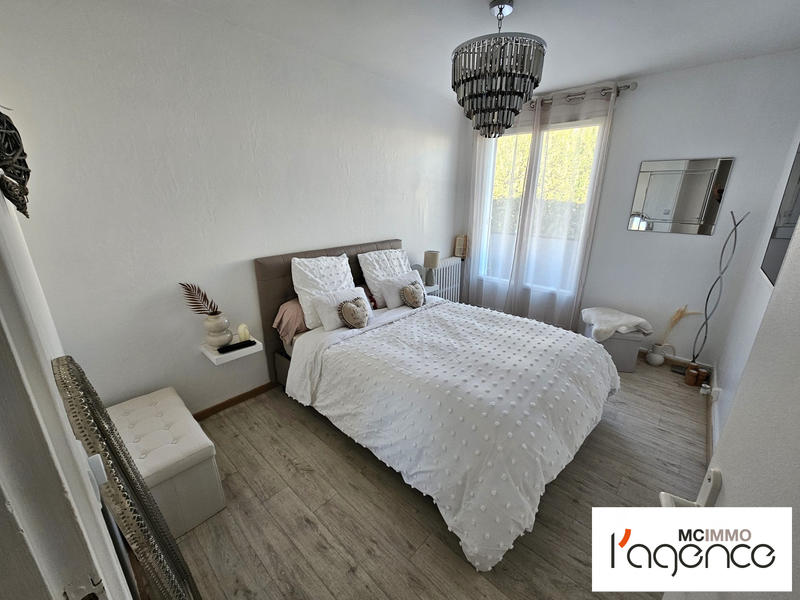 Appartement - 81 m² - 3 pièces