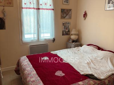 Appartement - 77 m² - 3 pièces