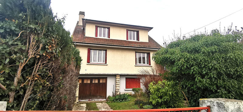Maison - 143 m² - 8 pièces