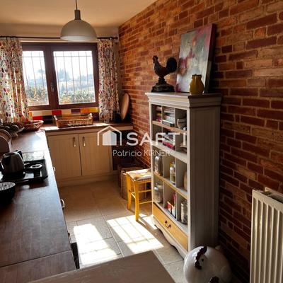 Maison - 255 m² - 9 pièces